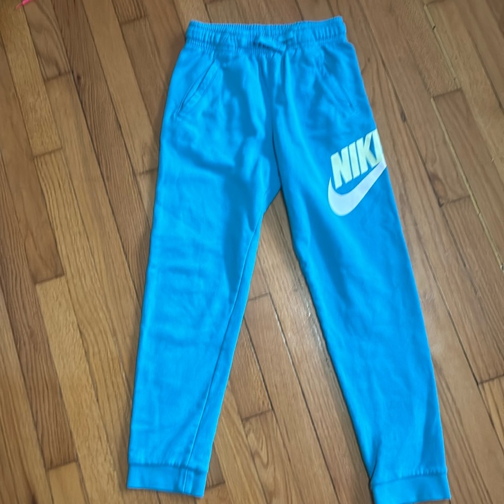 Girls Nike joggers